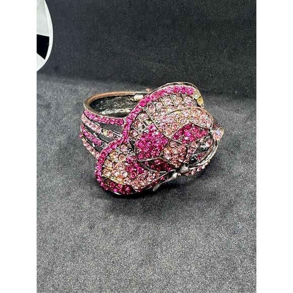 Jessica Carlyle Wristwatch Pink Rhinestone Butterfly Brass Tone Clam Bracelet - Picture 1 of 7
